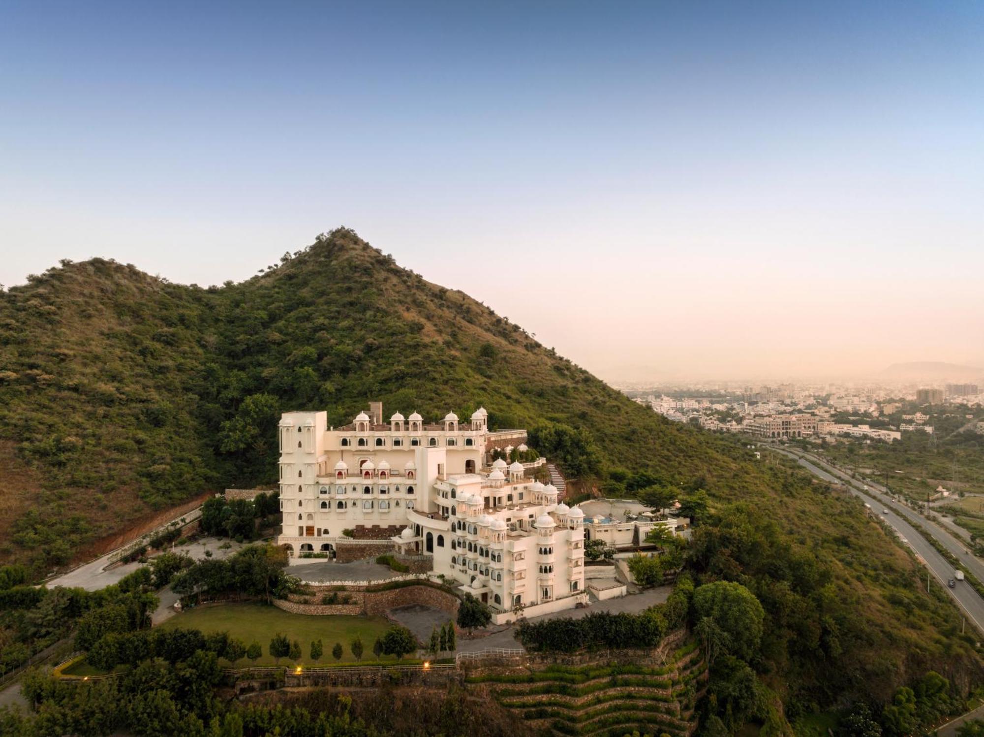 Bhairavgarh Palace Udaipur Kültér fotó