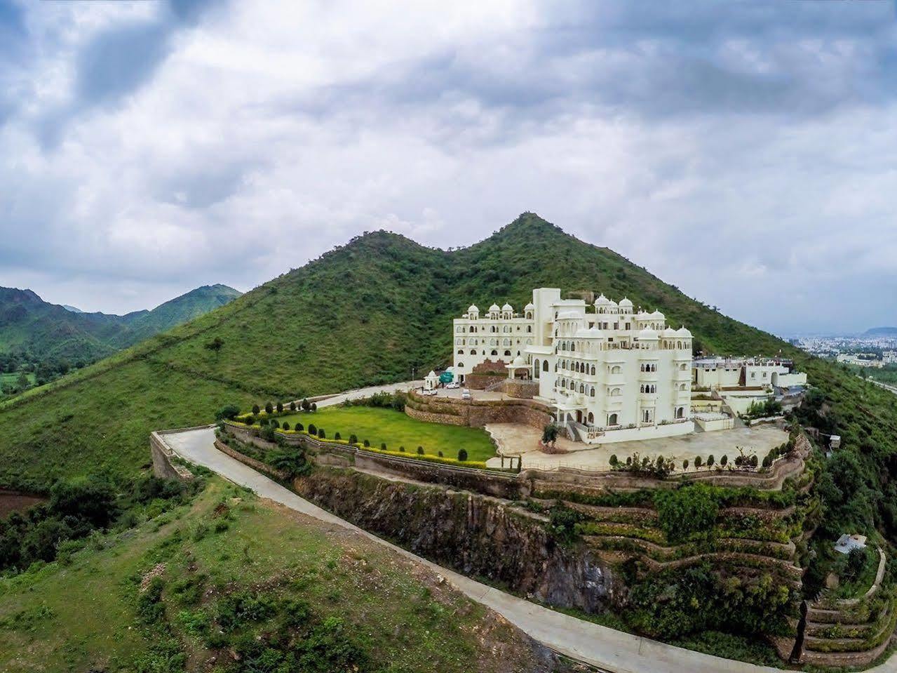 Bhairavgarh Palace Udaipur Kültér fotó